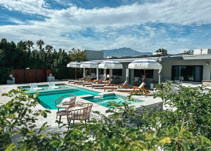The Yucca Hotel (Adults Only)